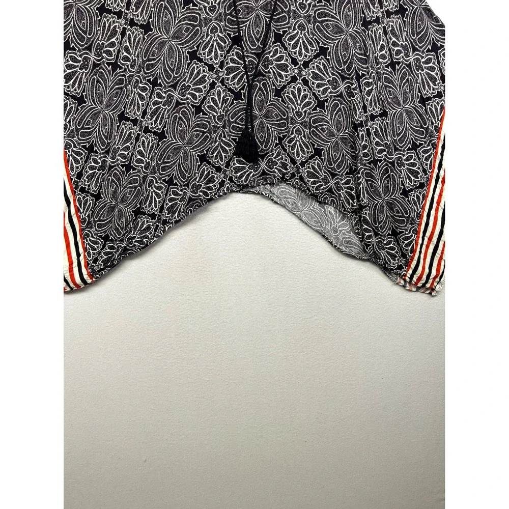 Boho Festival Democracy Womens 2X Black White Paisley Striped Tassel Poncho Top - Picture 10 of 12